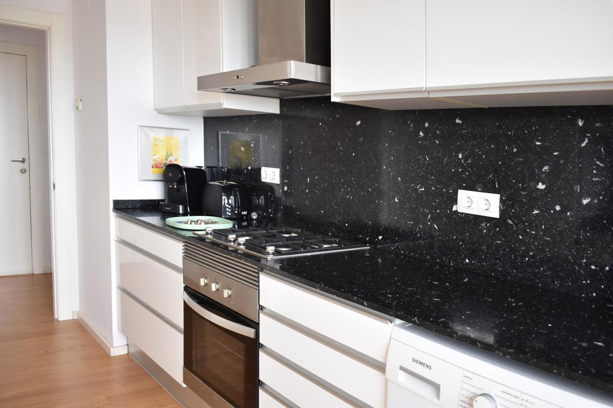 Stylish Well-Connected Beachfront Flat บาเลนเซีย ภายนอก รูปภาพ