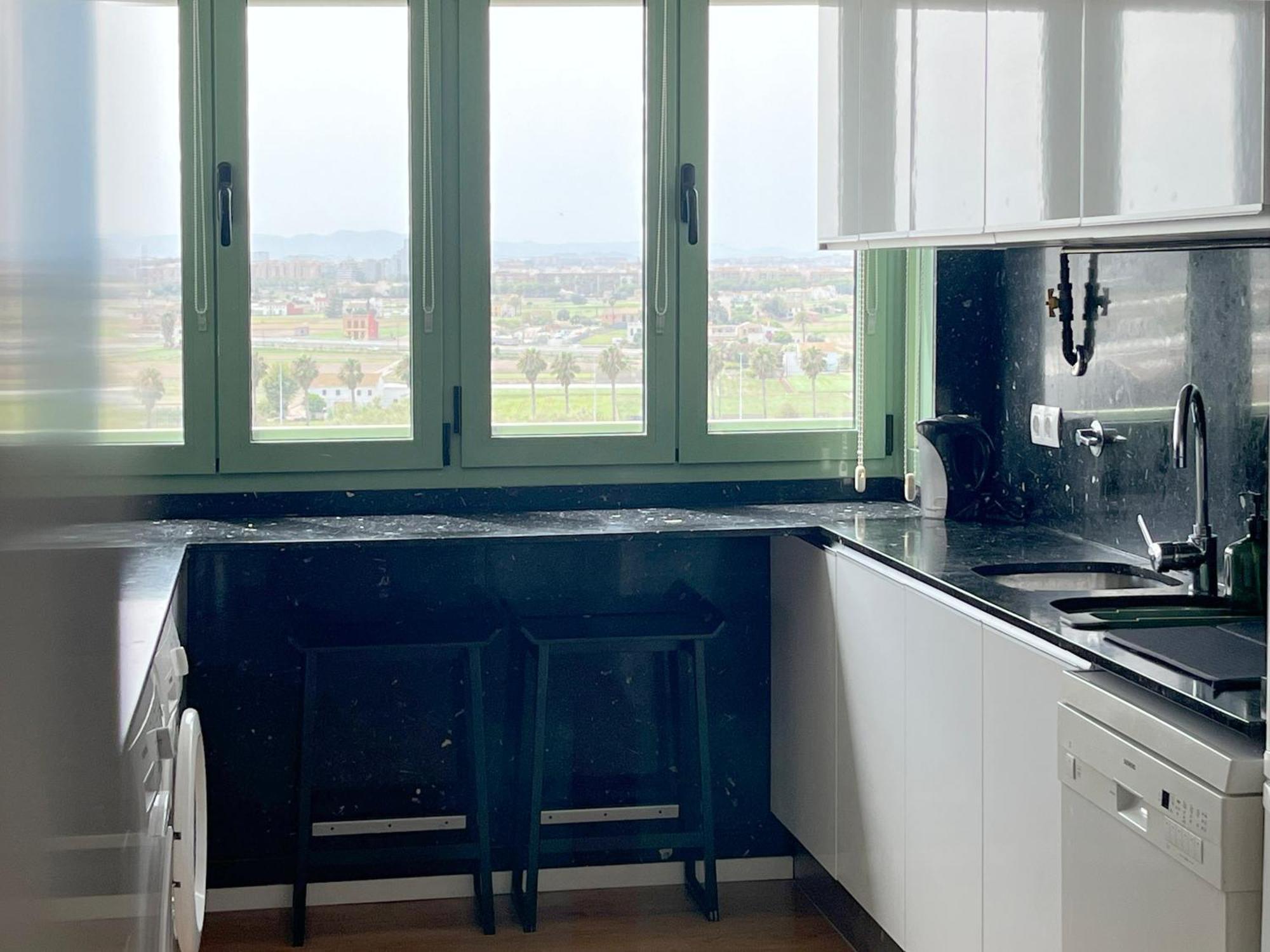 Stylish Well-Connected Beachfront Flat บาเลนเซีย ภายนอก รูปภาพ