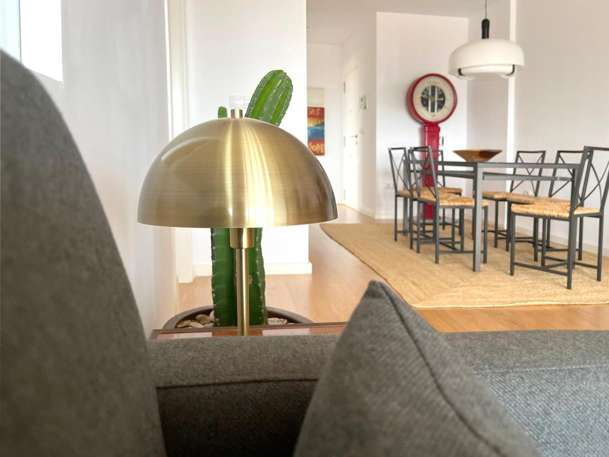 Stylish Well-Connected Beachfront Flat บาเลนเซีย ภายนอก รูปภาพ